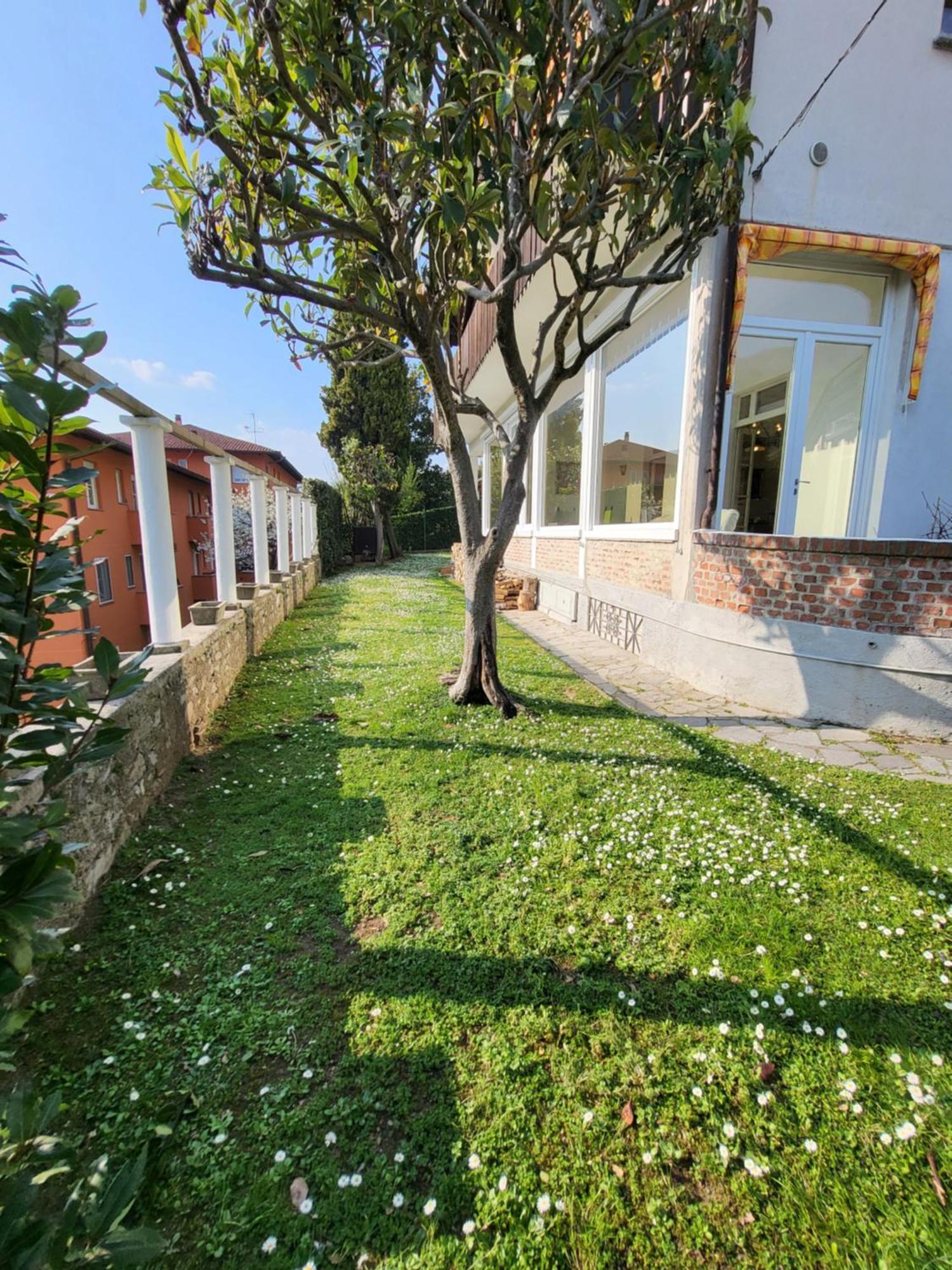 B&B Le Colombine Abbadia Lariana Buitenkant foto